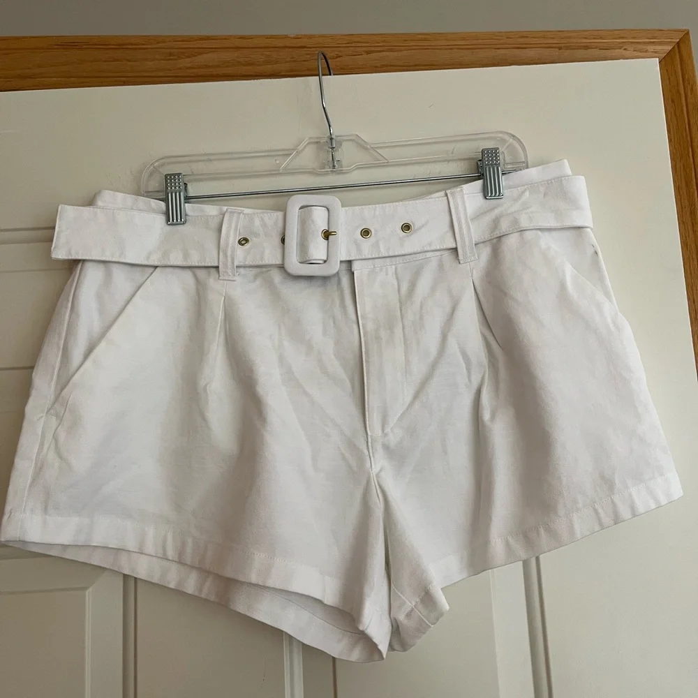 Future Collective Jenee’ Nayla cotton blend high rise belted shorts.Size 14